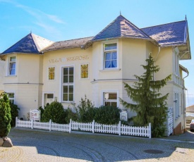 Ferienwohnung Seerose mit Terrasse