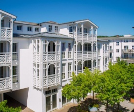 Ferienwohnung mit Balkon und Seeblick