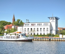 HafenHotel PommernYacht