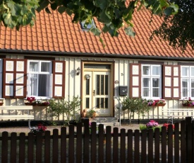 Kapitänshaus in Strandnähe in Prerow