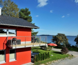 Haus Boddenblick FeWo im Erdgeschoss in Neuendorf