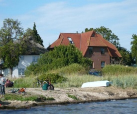 Neuendorf_ _Blick auf Vilm_ _Whg 0